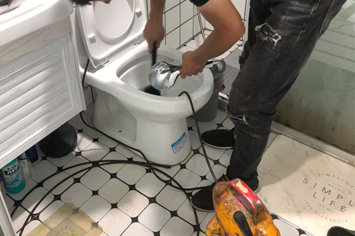 海棠疏通下水道