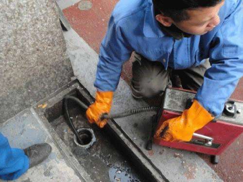 海棠疏通下水道